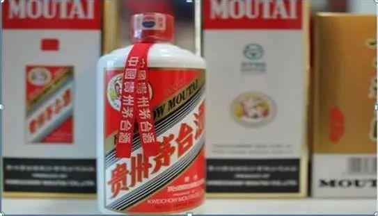 炒股怎么赚钱_巴菲特投资理念_寻找杰出公司投资策略