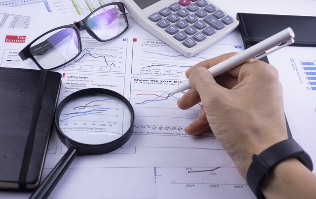 炒股入门指南_股票软件使用技巧_5000元炒股一年赚多少